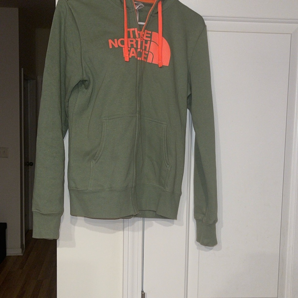 North Face Sz Medium zip up sweatshirt